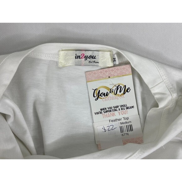 in2you Women Medium White T Shirt Feather Rhinestone Sleeve Casual NWT - Picture 6 of 9